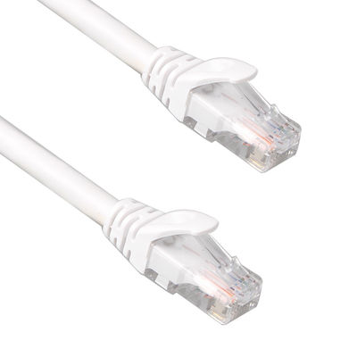 سلك تصحيح UTP Cat6 أبيض 24AWG 7 / 0.2 PVC LSZH سترة مع موصل RJ45